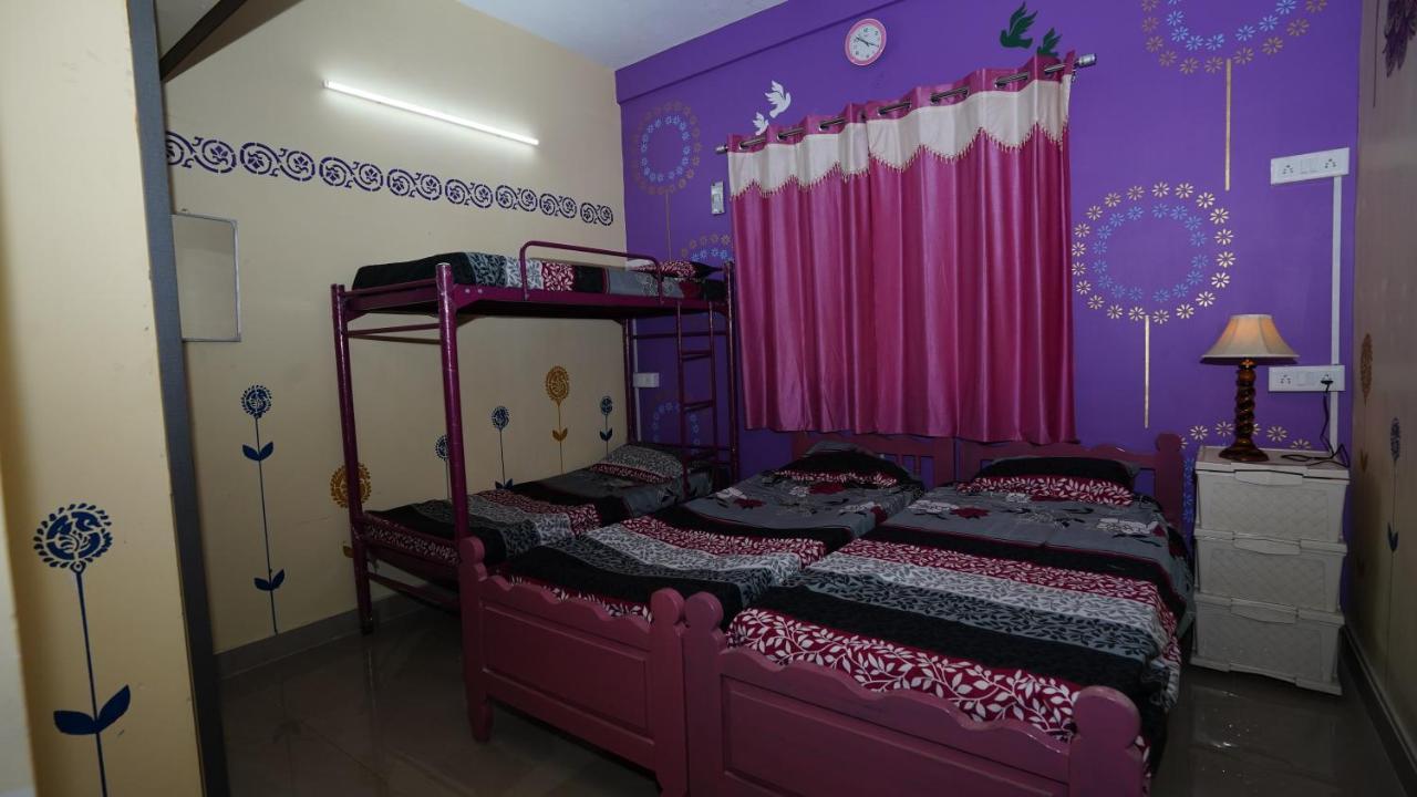 Easvari Grand Pg For Women - Female Only Hostel Madras Zewnętrze zdjęcie