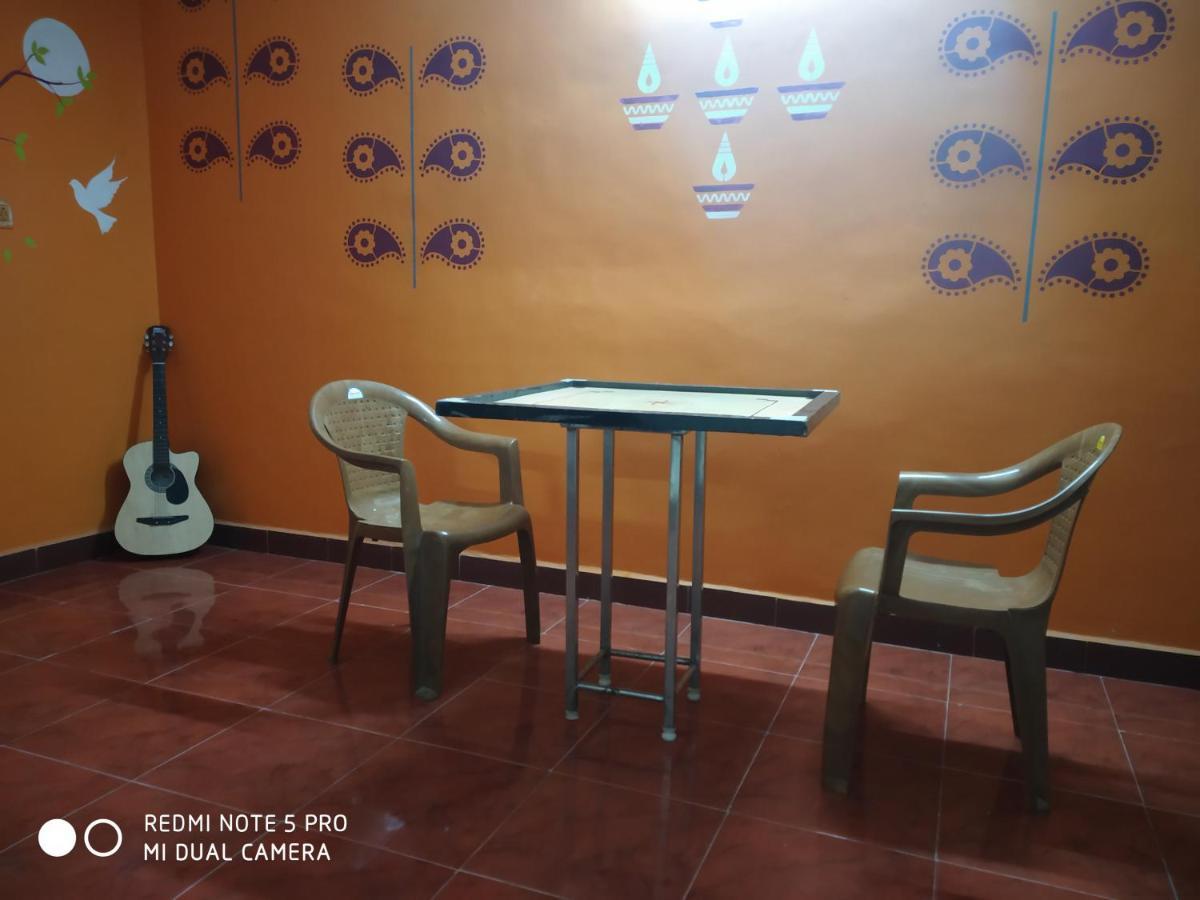 Easvari Grand Pg For Women - Female Only Hostel Madras Zewnętrze zdjęcie